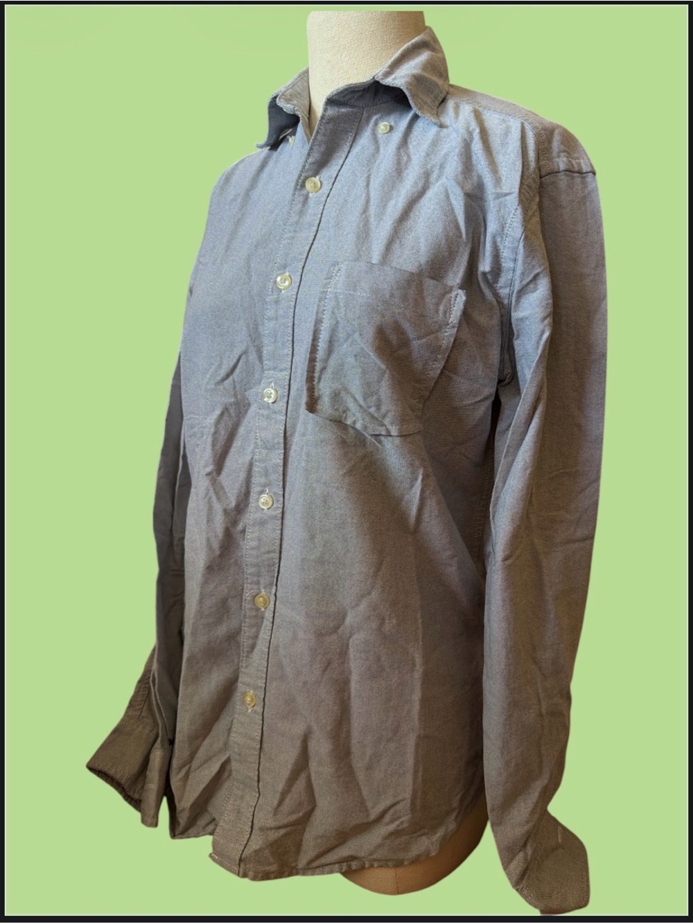 HAWKINGS MCGILL Classic Button-Down Shirt in Light Blue/Grey